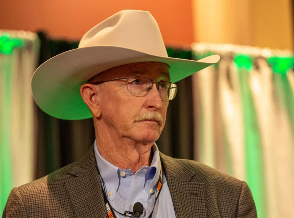 Joe Leathers speaking at the Cattle U event.